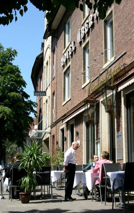 Hotel Restaurant Überwasserhof Münster Exterior foto